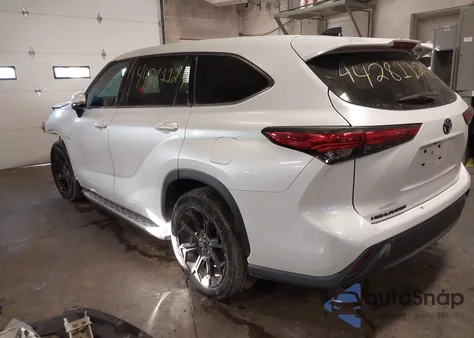 2022 Toyota Highlander L from USA, damaged, VIN 5TDCZRAH4NS121209